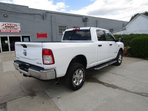 Used 2024 RAM 2500 Big Horn w/ Off Road Package AWD/4WD image 4
