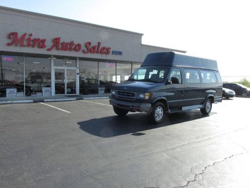 Used 1997 Ford E-350 and Econoline 350 XL RWD image 4