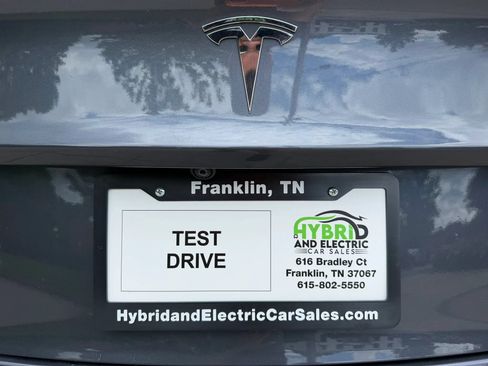 Used 2023 Tesla Model 3 Standard Range RWD image 4