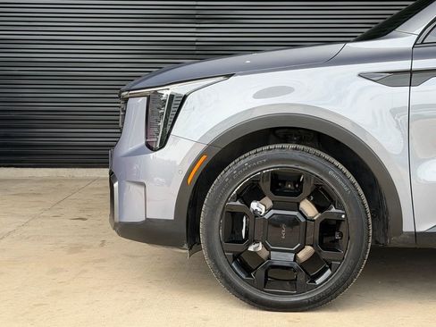 Used 2025 Kia Sorento SX Prestige AWD/4WD image 7