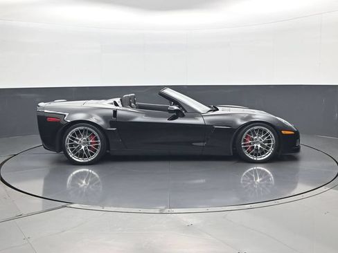 Used 2013 Chevrolet Corvette 427 w/ 1SB Preferred Equipment Group RWD image 4