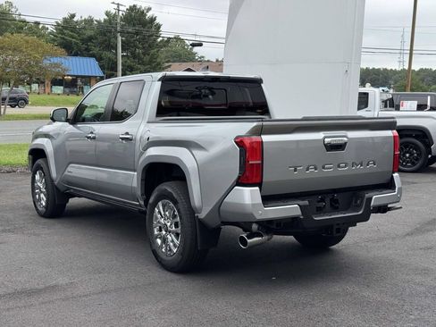 Used 2026 Toyota Tacoma Limited AWD/4WD image 24