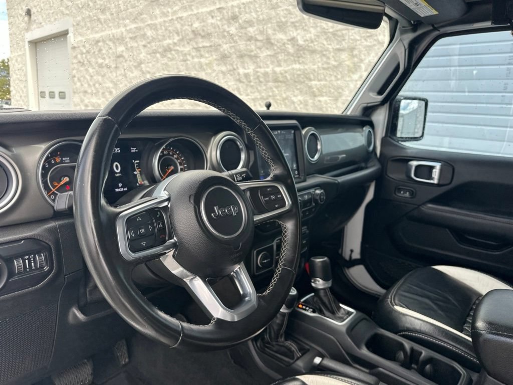 Used 2020 Jeep Gladiator Overland AWD/4WD image 15