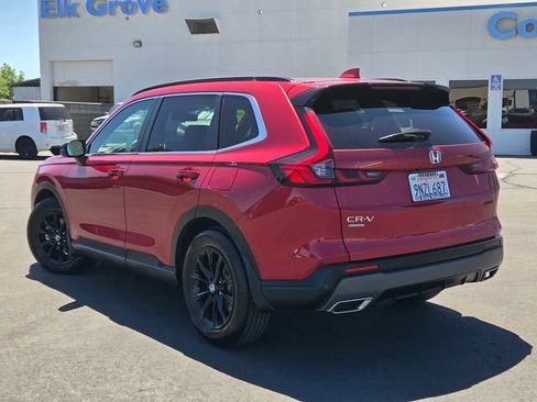 Certified 2025 Honda CR-V Sport image 6