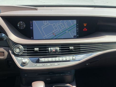 Used 2019 Lexus LS 500 w/ Interior Upgrade Package RWD image 11