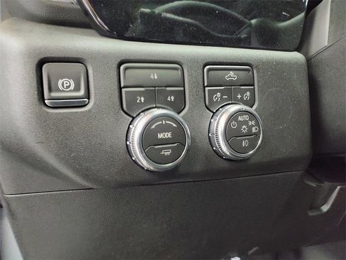 New 2026 GMC Sierra 2500 SLE w/ SLE Value Package; image 11