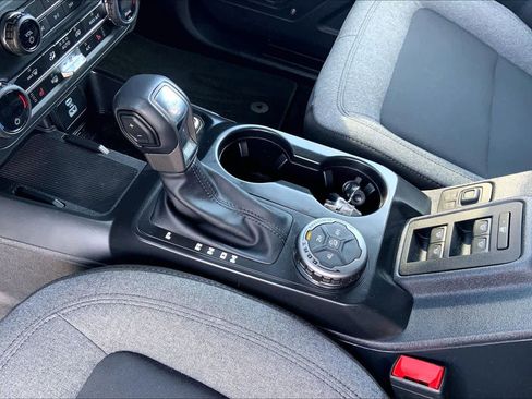 Used 2025 Ford Bronco Big Bend image 18