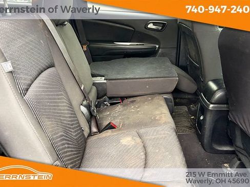 Used 2017 Dodge Journey SXT w/ Comfort/Convenience Group FWD image 15