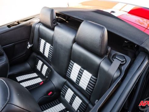 Used 2011 Ford Mustang Shelby GT500 w/ SVT Performance Pkg image 68