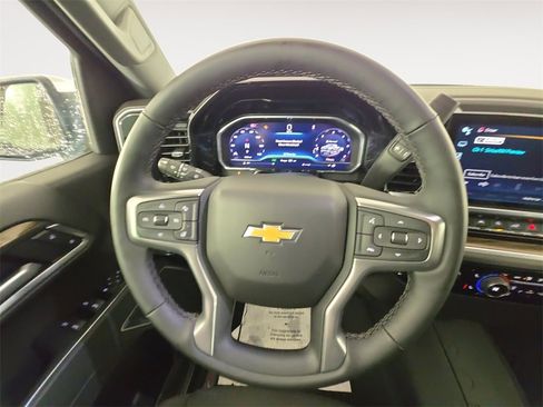 Certified 2025 Chevrolet Silverado 1500 LT image 12