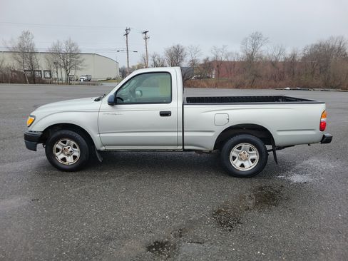 Used 2004 Toyota Tacoma 2WD Regular Cab image 8