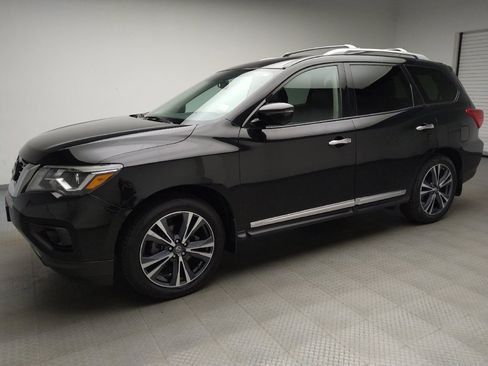 Used 2018 Nissan Pathfinder Platinum w/ Cargo Package AWD/4WD image 2