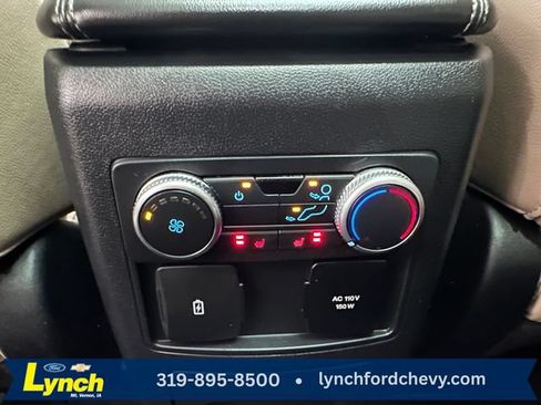 Used 2022 Ford Explorer Limited w/ Equipment Group 301A AWD/4WD image 22