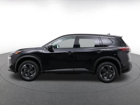 Used 2025 Nissan Rogue SV AWD/4WD image 4