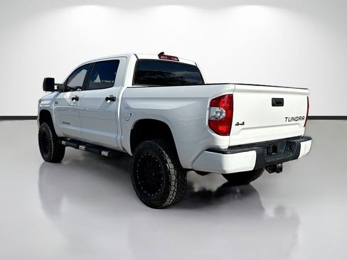 Used 2020 Toyota Tundra SR5 w/ SR5 Upgrade Package image 5