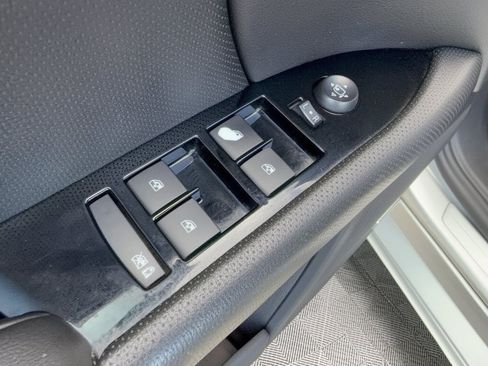 Certified 2018 Cadillac XTS Luxury AWD/4WD image 15