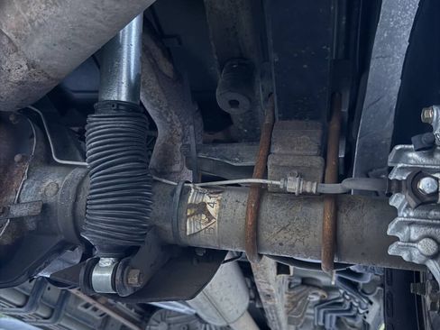 Used 2001 Ford Excursion Limited AWD/4WD image 15