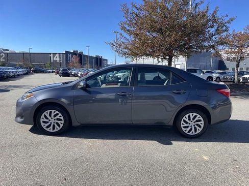 Used 2018 Toyota Corolla L image 8