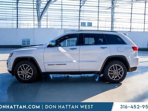 Used 2019 Jeep Grand Cherokee Limited image 2