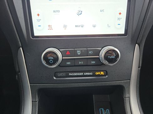 Certified 2022 Ford Edge SEL w/ Convenience Package image 20