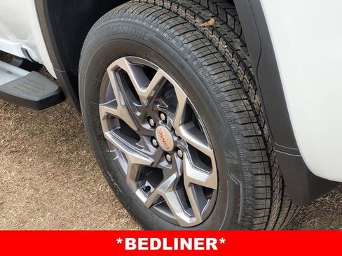 New 2026 GMC Sierra 1500 SLT w/ SLT Premium Plus Package RWD image 7