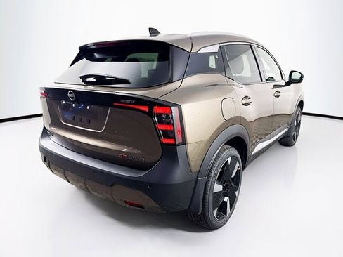 New 2026 Nissan Kicks SR w/ SR Premium Package image 5
