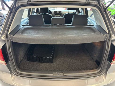 Used 2011 Volkswagen Golf 4-Door image 13