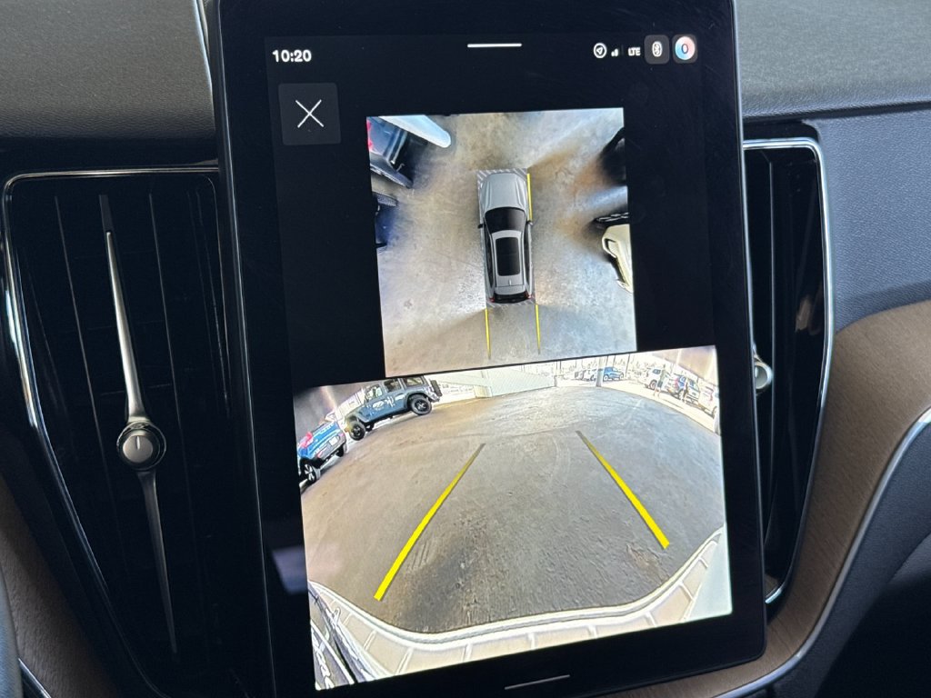Certified 2026 Volvo XC60 B5 Plus AWD/4WD image 19