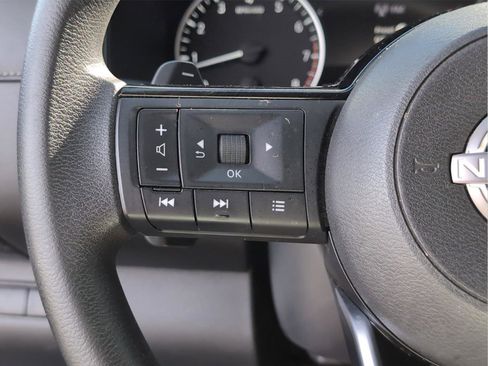 Used 2022 Nissan Pathfinder S FWD image 25