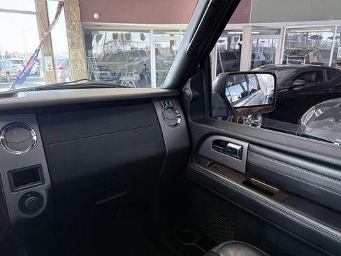 Used 2016 Ford Expedition EL Platinum image 43
