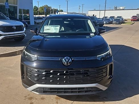 New 2025 Volkswagen Tiguan S image 2