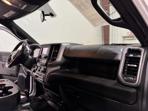 Used 2021 RAM 2500 Tradesman w/ Chrome Appearance Group image 11
