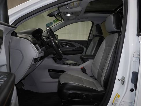 Used 2019 GMC Terrain SLT w/ Preferred Package image 12