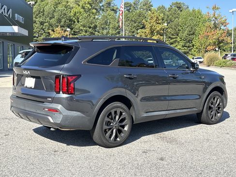 Certified 2023 Kia Sorento X-Line EX AWD/4WD image 24