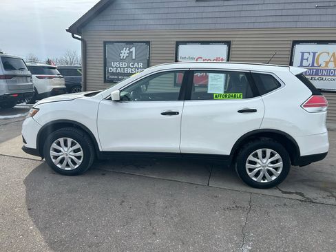 Used 2016 Nissan Rogue S image 8
