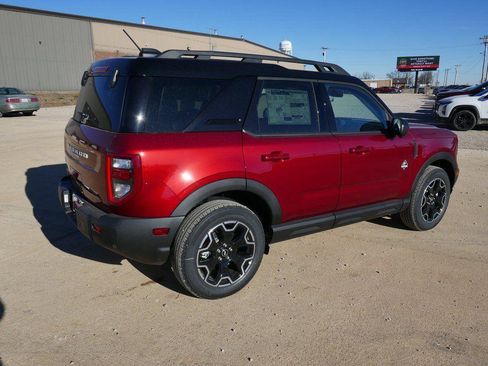 New 2025 Ford Bronco Sport Outer Banks w/ Outer Banks Tech Package+ image 4