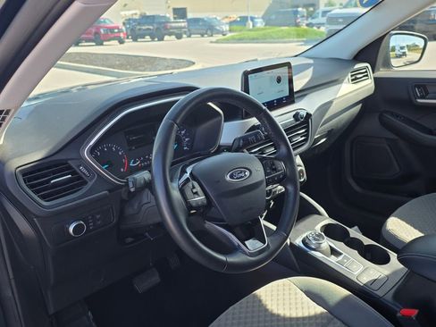 Used 2022 Ford Escape SE w/ Cold Weather Package image 20