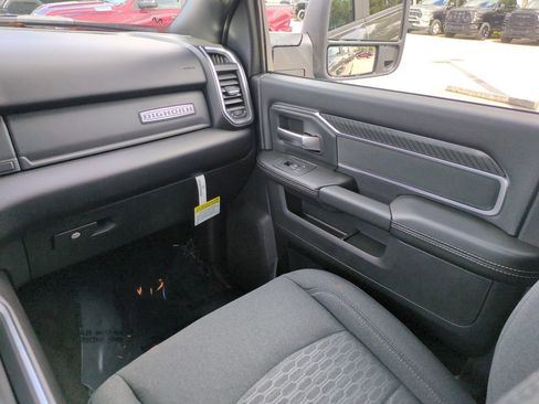 New 2026 RAM 2500 Big Horn AWD/4WD image 17