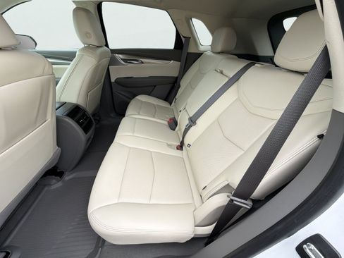 Used 2023 Cadillac XT5 Premium Luxury w/ LPO, Floor Liner Package AWD/4WD image 13