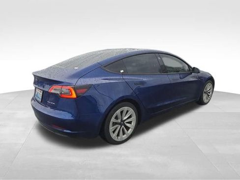 Used 2021 Tesla Model 3 Long Range image 7