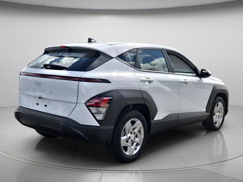 Certified 2026 Hyundai Kona SE FWD image 8