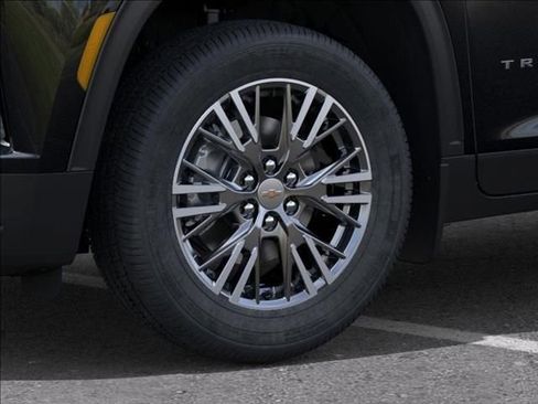 New 2026 Chevrolet Traverse LT w/ Driver Confidence Package image 9