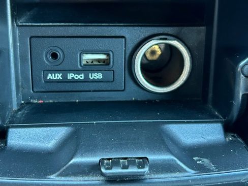 Used 2015 Hyundai Genesis 3.8 image 14