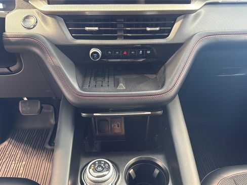 Certified 2025 Ford Explorer ST AWD/4WD image 27