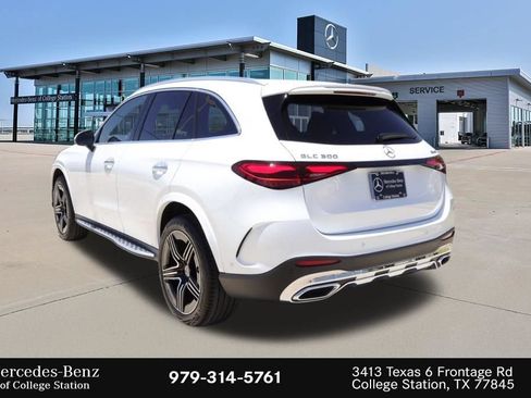 Certified 2024 Mercedes-Benz GLC 300 4MATIC image 8