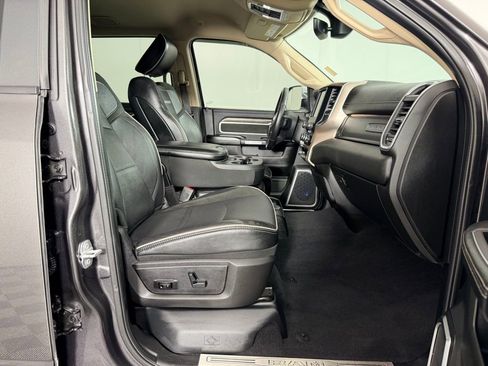 Used 2019 RAM 2500 Laramie image 30