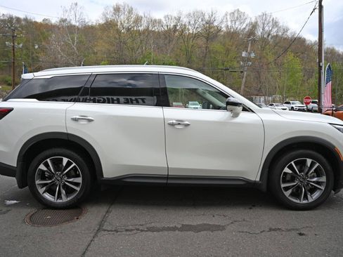 Used 2023 INFINITI QX60 Luxe w/ Cargo Package AWD/4WD image 8