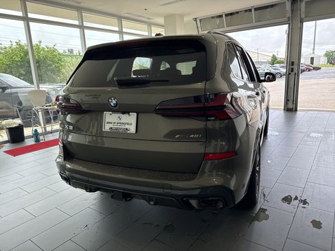 New 2026 BMW X5 xDrive40i w/ M Sport Package AWD/4WD image 7