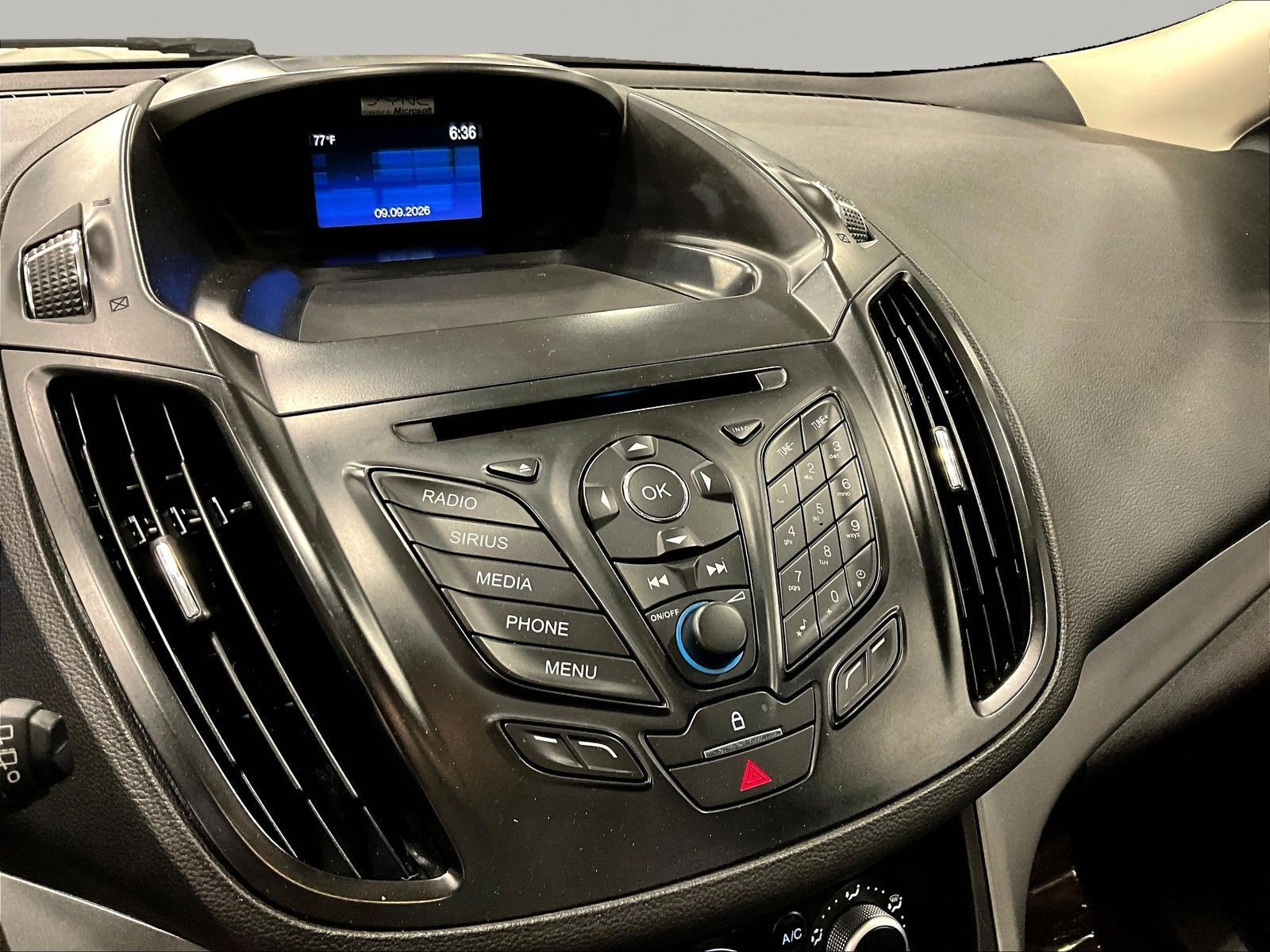 Used 2015 Ford Escape SE AWD/4WD image 14