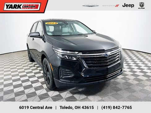 Used 2024 Chevrolet Equinox LS w/ LS Convenience Package image 1